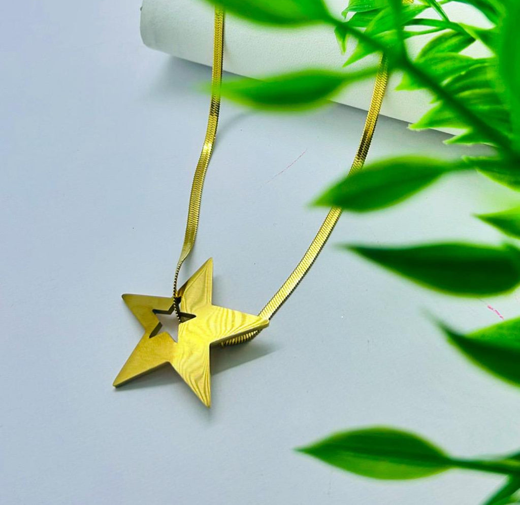 Star Necklace! Shine on me